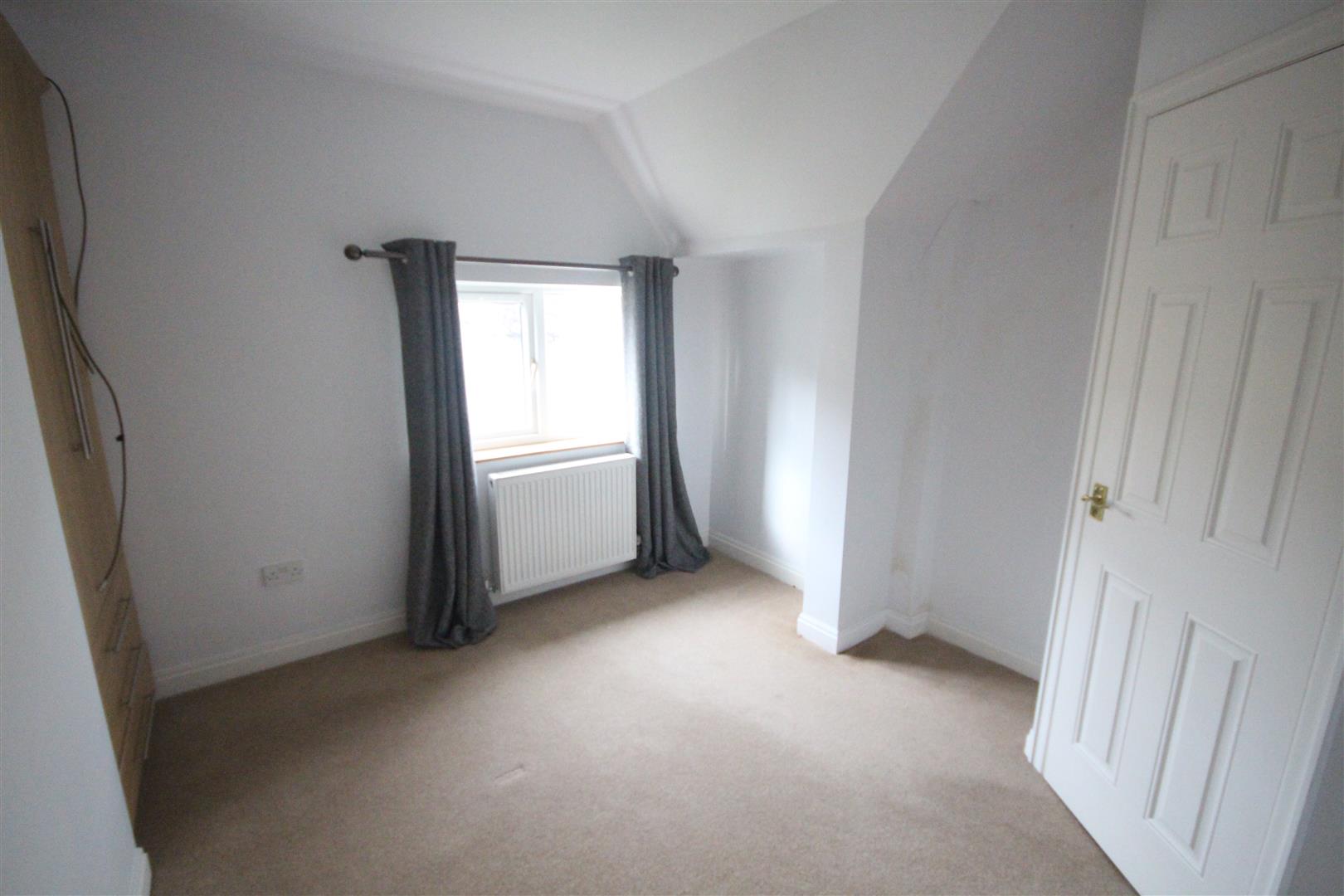 4 bedroom detached house SSTC in Foulridge, Colne - IMG_9131.jpg